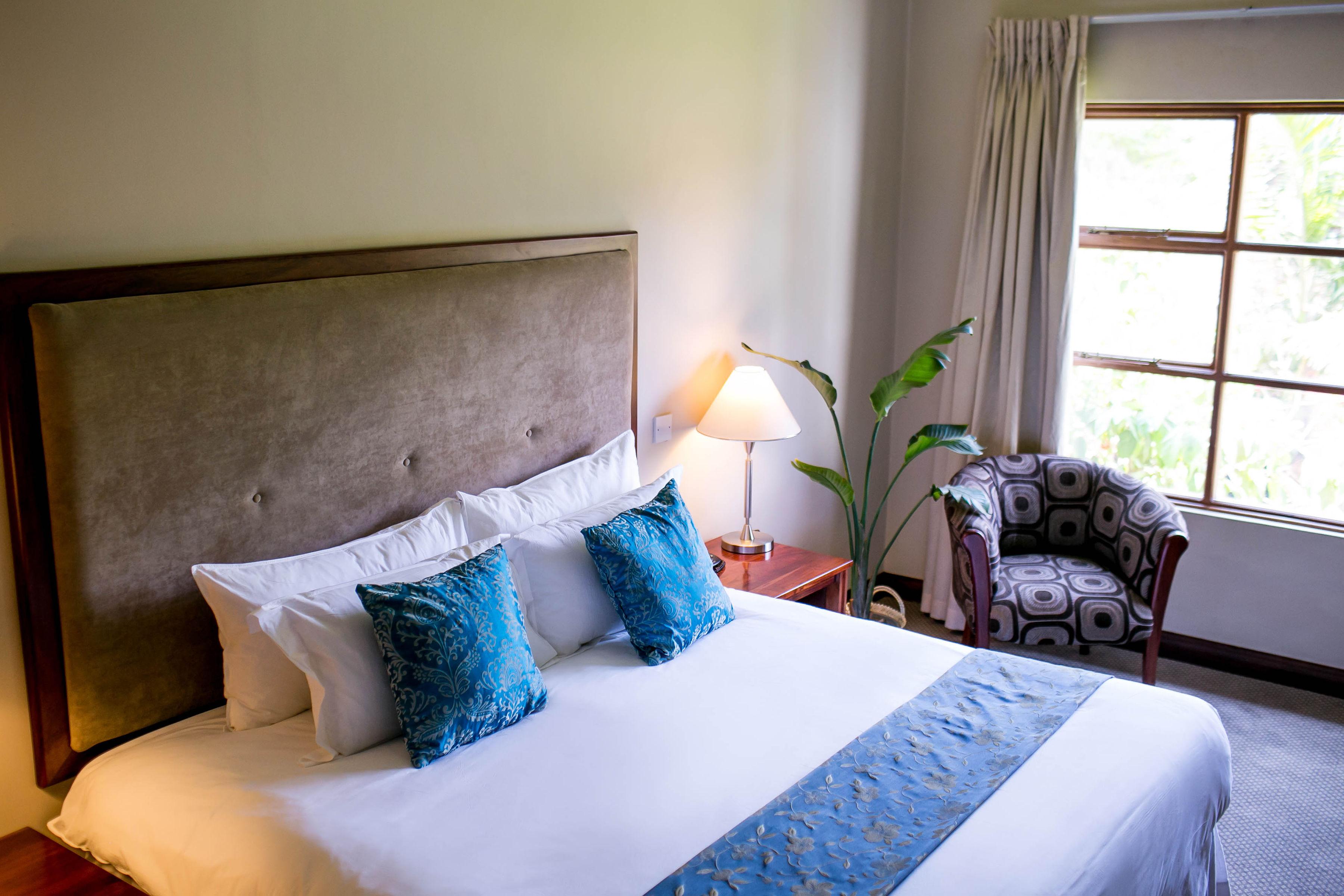 Bronte Hotel Хараре Екстериор снимка