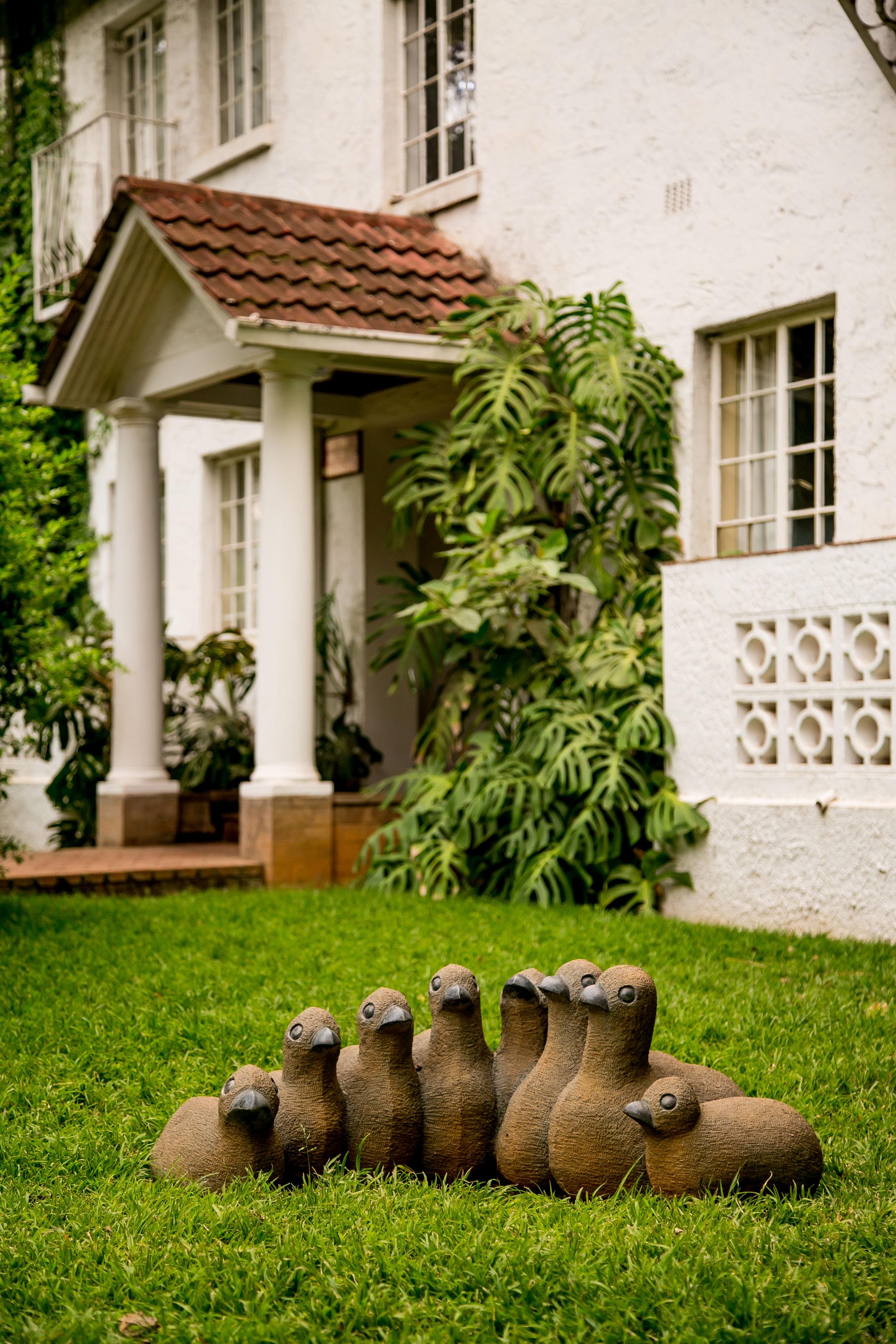 Bronte Hotel Хараре Екстериор снимка