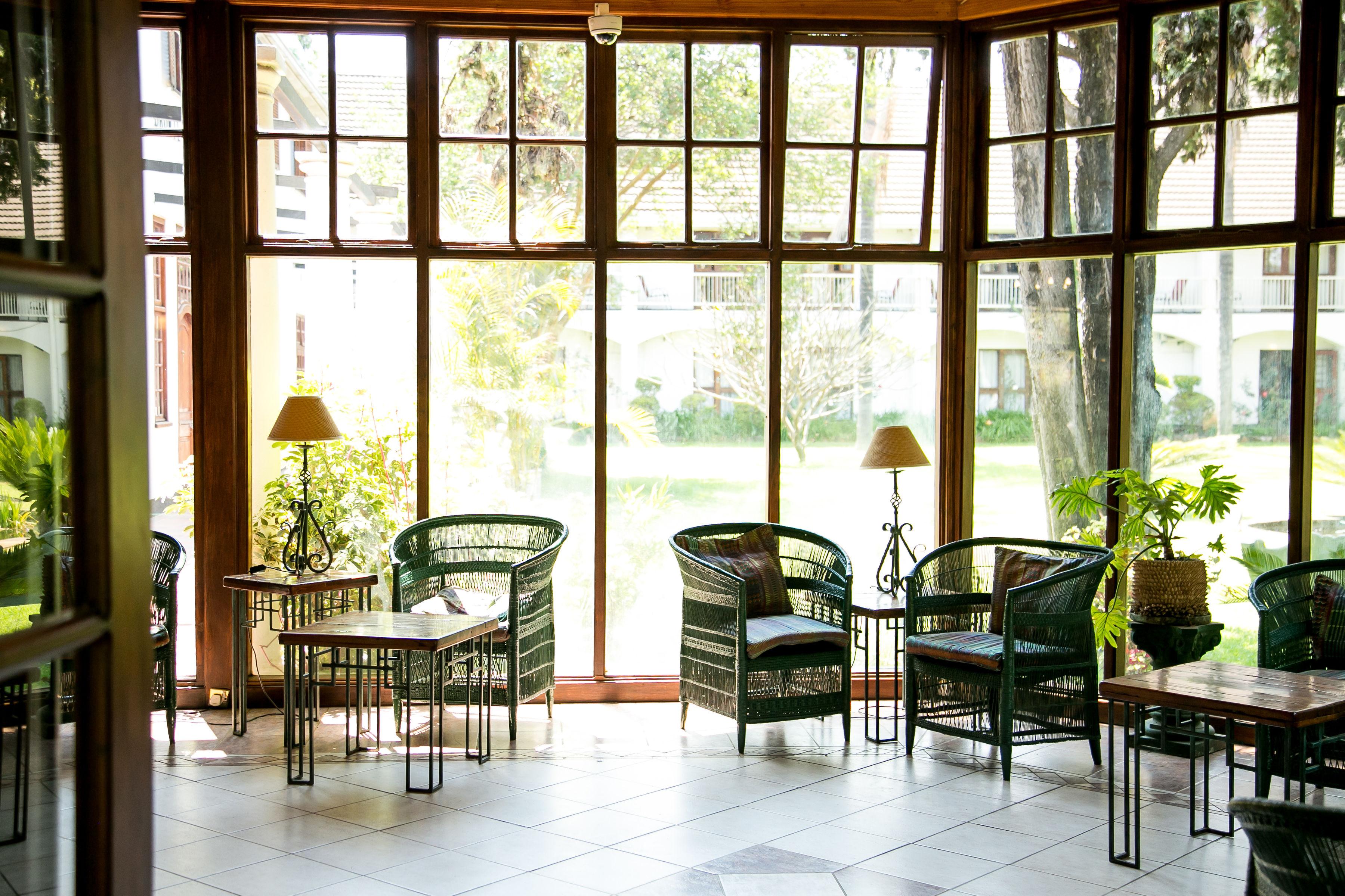 Bronte Hotel Хараре Екстериор снимка